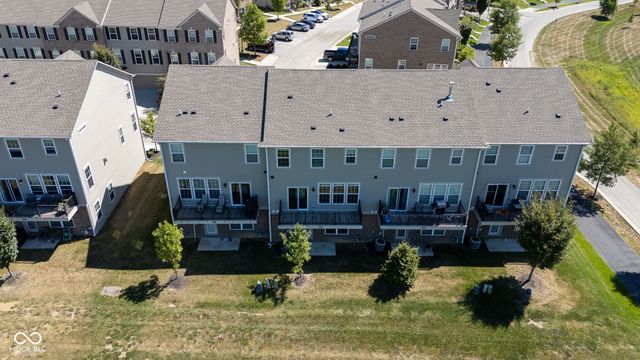 14226 Frostburg Drive, Carmel, IN 46033