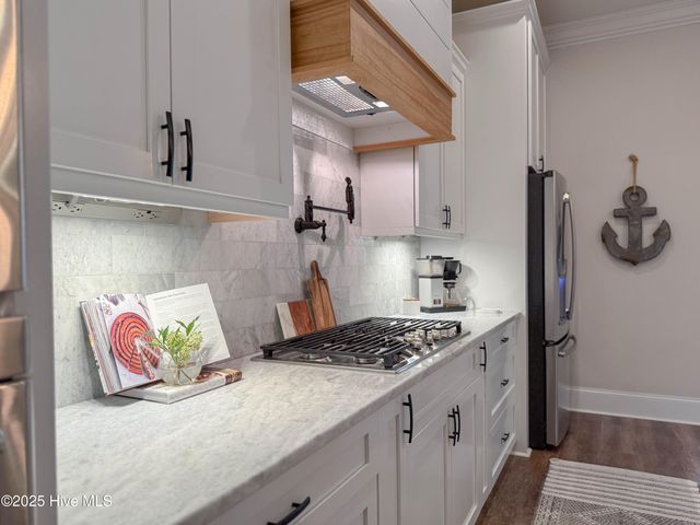 53 Ballast Point Road, Hampstead, NC 28443