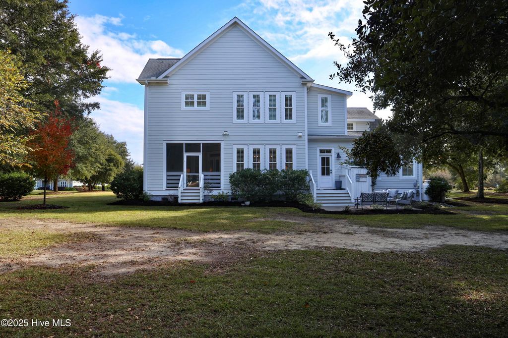 Image 104 of property listing at 53 Ballast Point Road, Hampstead, NC 28443