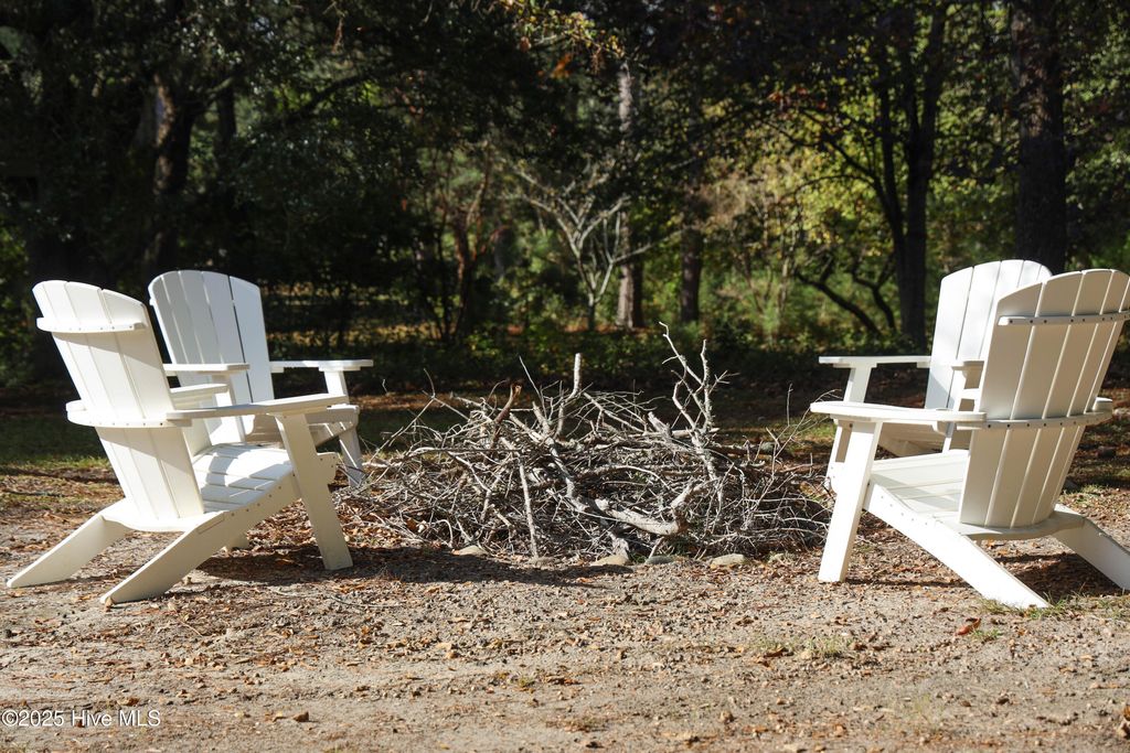 Image 105 of property listing at 53 Ballast Point Road, Hampstead, NC 28443