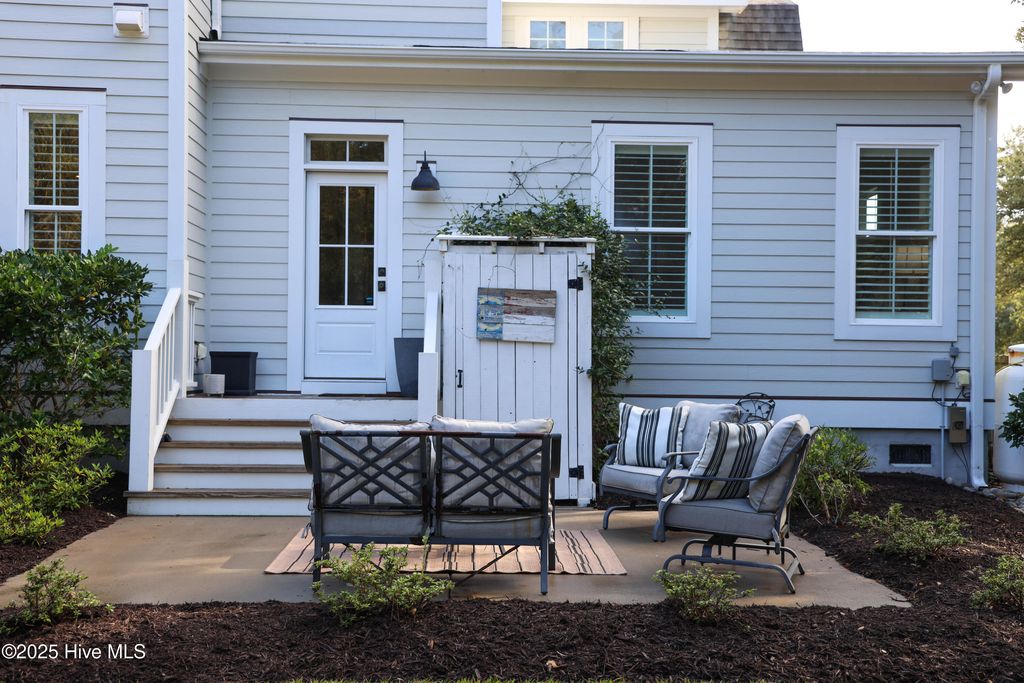 Image 108 of property listing at 53 Ballast Point Road, Hampstead, NC 28443