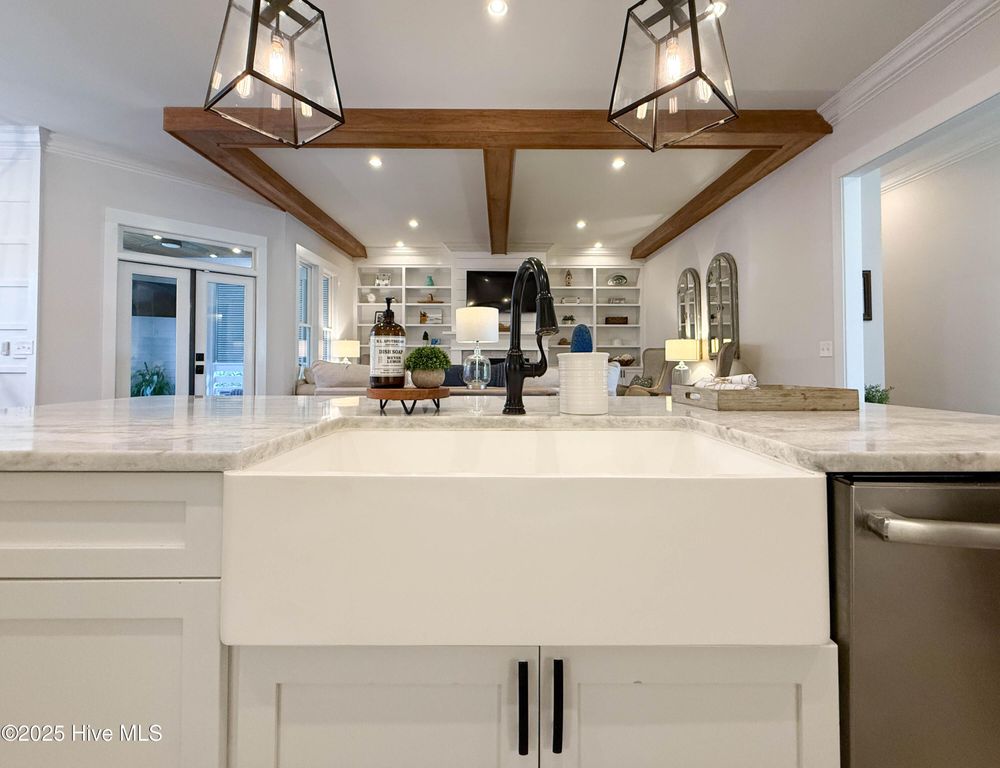 Image 20 of property listing at 53 Ballast Point Road, Hampstead, NC 28443