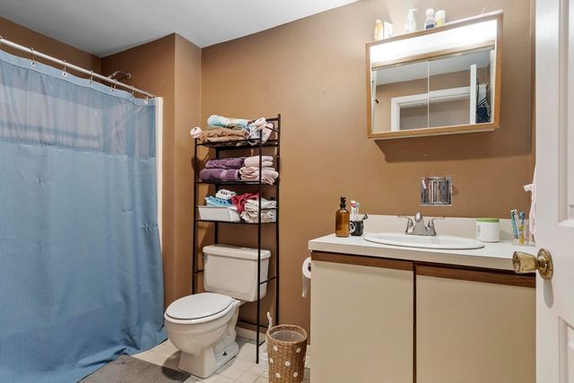 42 Pierce Farm Rd, Fitchburg, MA 01420