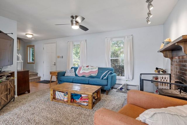 42 Pierce Farm Rd, Fitchburg, MA 01420