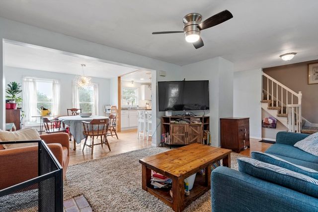 42 Pierce Farm Rd, Fitchburg, MA 01420