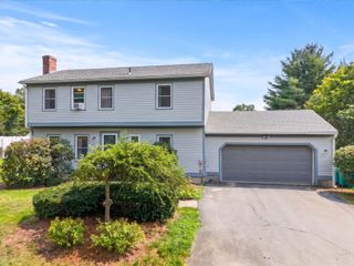 42 Pierce Farm Rd, Fitchburg, MA 01420