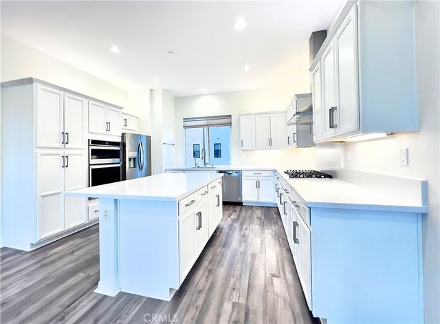 110 Keeper, Irvine, CA 92618