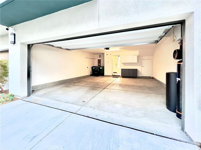 110 Keeper, Irvine, CA 92618