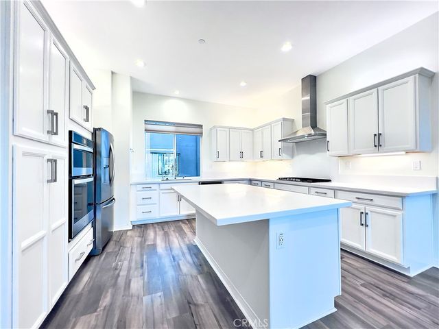 110 Keeper, Irvine, CA 92618