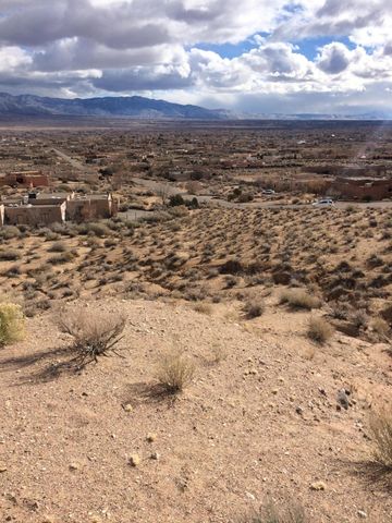190 Tierra Encantada, Corrales, NM 87048