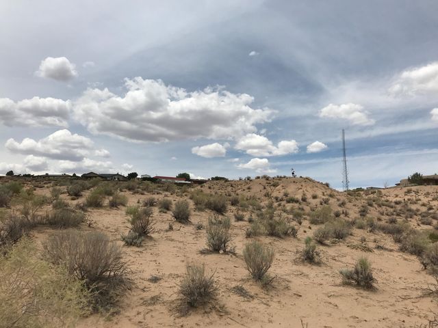 190 Tierra Encantada, Corrales, NM 87048