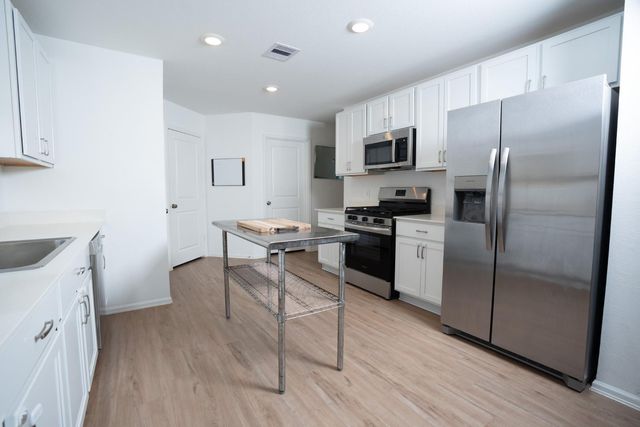 1511 Las Cuevas Drive, Conroe, TX 77301