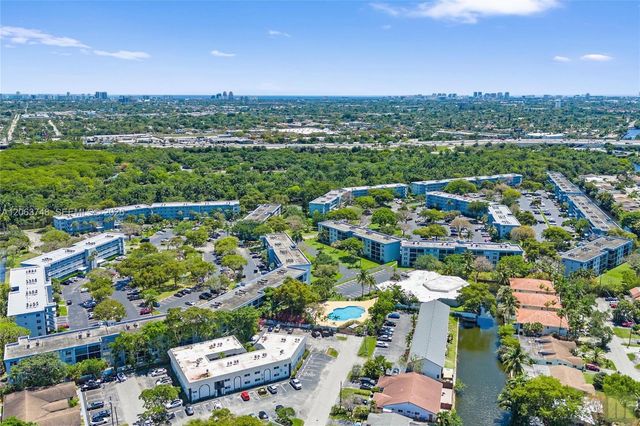 111 Royal Park Drive 1F, Oakland Park, FL 33309