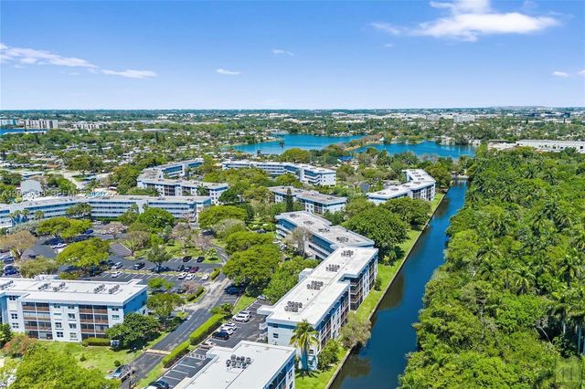 111 Royal Park Drive 1F, Oakland Park, FL 33309