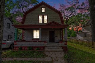 2332 Sanford Street, Muskegon, MI 49444