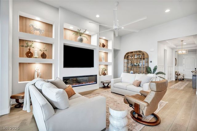 10170 Zeta Tucana Street, Las Vegas, NV 89143