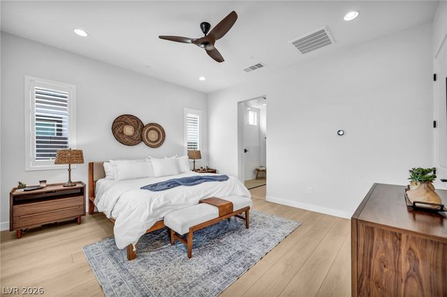 10170 Zeta Tucana Street, Las Vegas, NV 89143