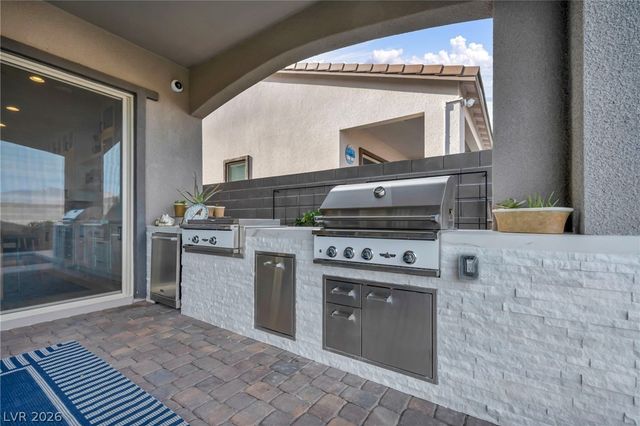 10170 Zeta Tucana Street, Las Vegas, NV 89143