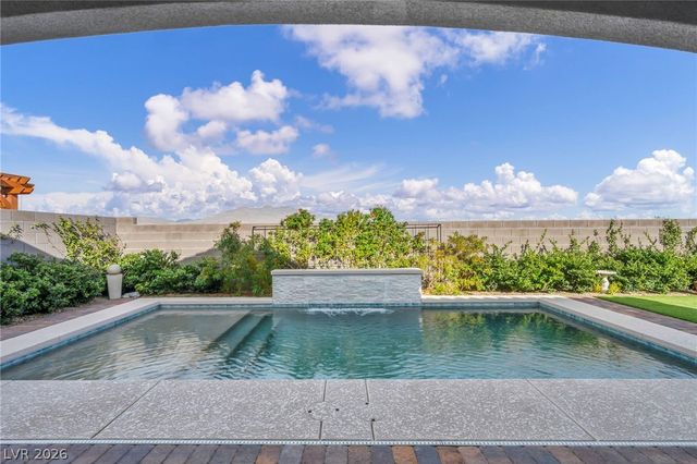 10170 Zeta Tucana Street, Las Vegas, NV 89143