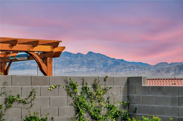 10170 Zeta Tucana Street, Las Vegas, NV 89143