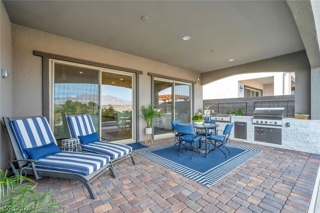 10170 Zeta Tucana Street, Las Vegas, NV 89143