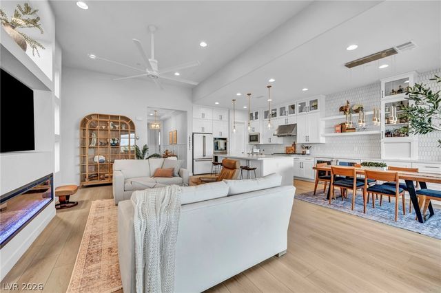 10170 Zeta Tucana Street, Las Vegas, NV 89143