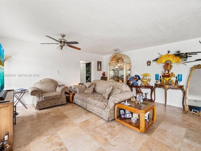 1895 NW 175th St, Miami Gardens, FL 33056