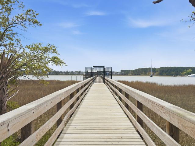 222 Port Tack Drive, Charleston, SC 29492
