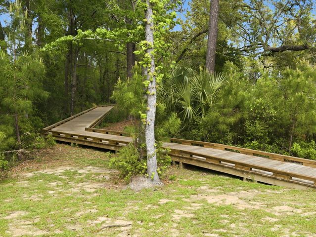 222 Port Tack Drive, Charleston, SC 29492
