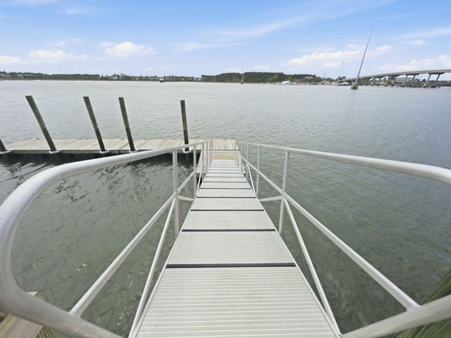 222 Port Tack Drive, Charleston, SC 29492