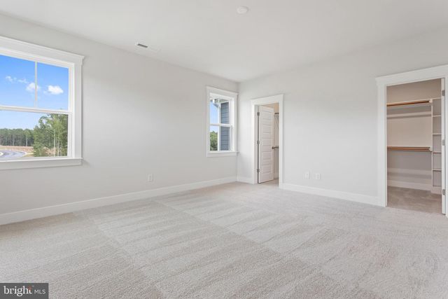 2484 SCOTCH BONNET DR, Winchester, VA 22603