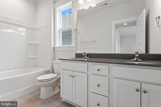2484 SCOTCH BONNET DR, Winchester, VA 22603