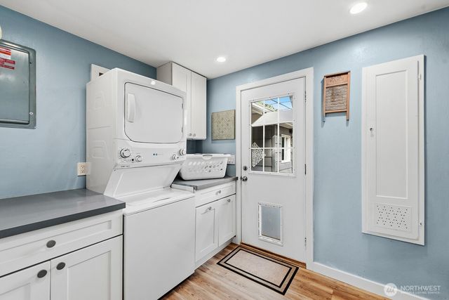 3604 SW Thistle Street, Seattle, WA 98126
