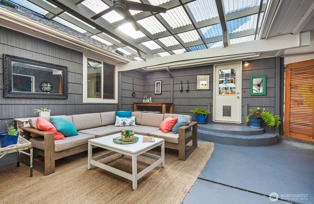 3604 SW Thistle Street, Seattle, WA 98126