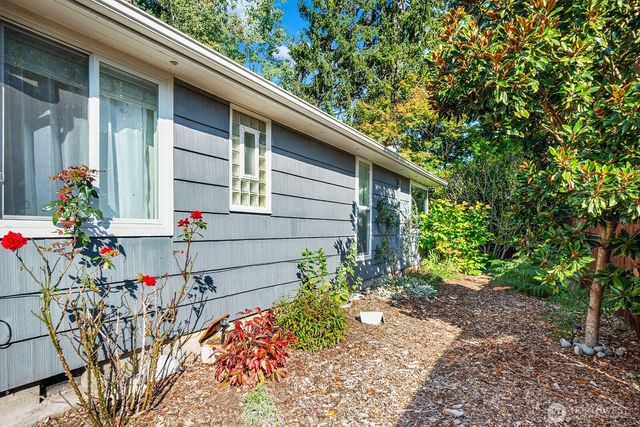 3604 SW Thistle Street, Seattle, WA 98126