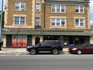 2820 W PETERSON Avenue, Chicago, IL 60659