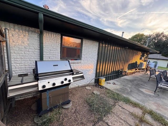 2849 Millwood Circle, Farmers Branch, TX 75234