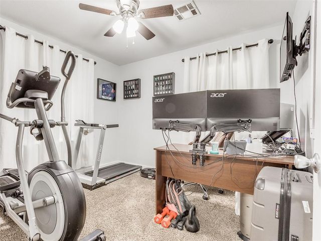 1000 N Locust Lane, Midwest City, OK 73110