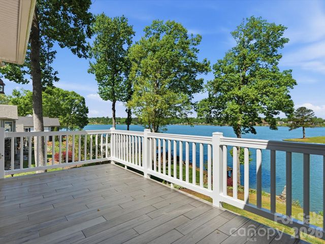 154 Quail Hollow Drive, Kings Mountain, NC 28086