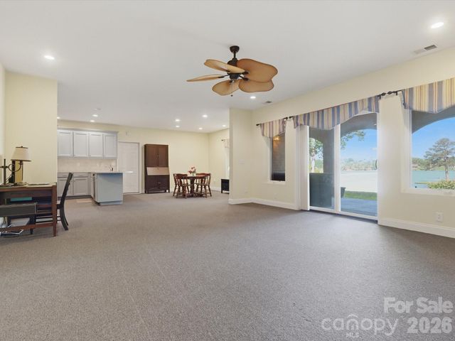 154 Quail Hollow Drive, Kings Mountain, NC 28086