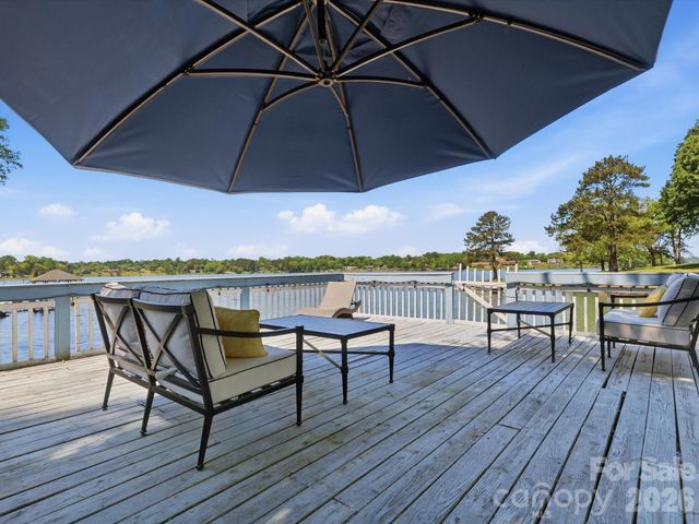 154 Quail Hollow Drive, Kings Mountain, NC 28086