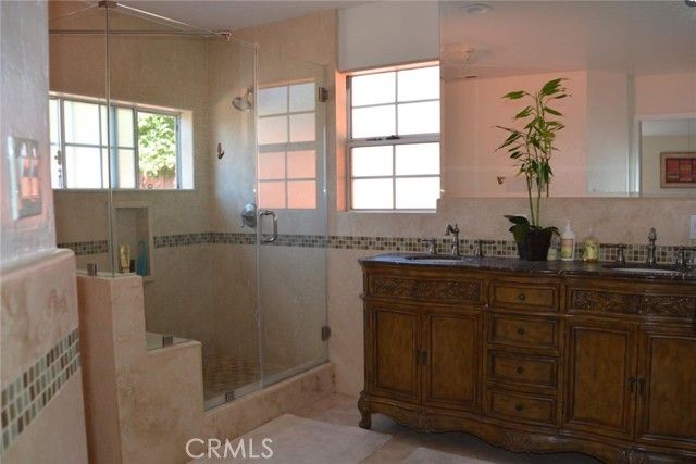 22445 Dolorosa, Woodland Hills (los Angeles), CA 91367