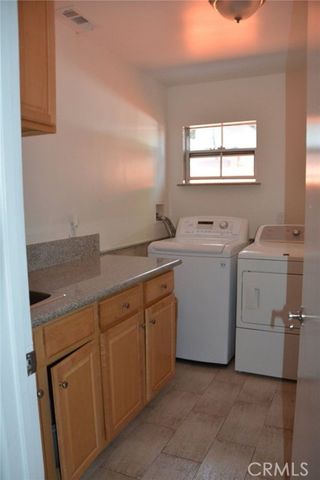 22445 Dolorosa, Woodland Hills (los Angeles), CA 91367