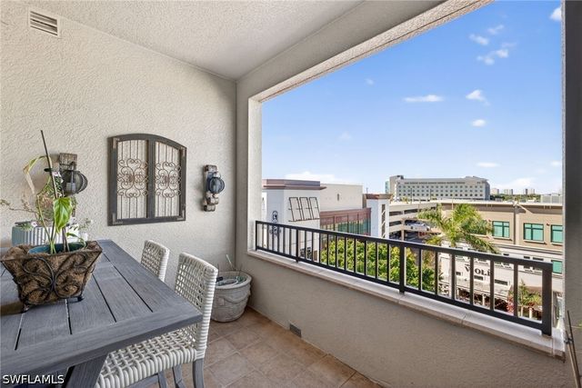9115 Strada PL 5504, Naples, FL 34108