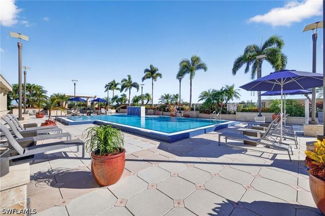 9115 Strada PL 5504, Naples, FL 34108