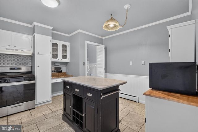 817 S PROGRESS AVE, Harrisburg, PA 17111