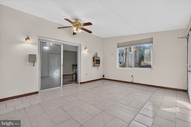 817 S PROGRESS AVE, Harrisburg, PA 17111