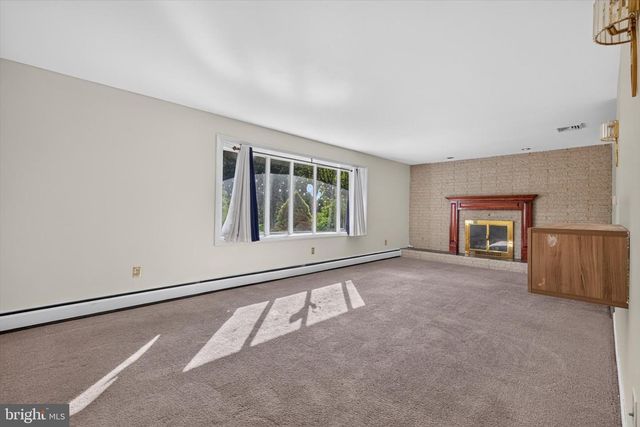 817 S PROGRESS AVE, Harrisburg, PA 17111