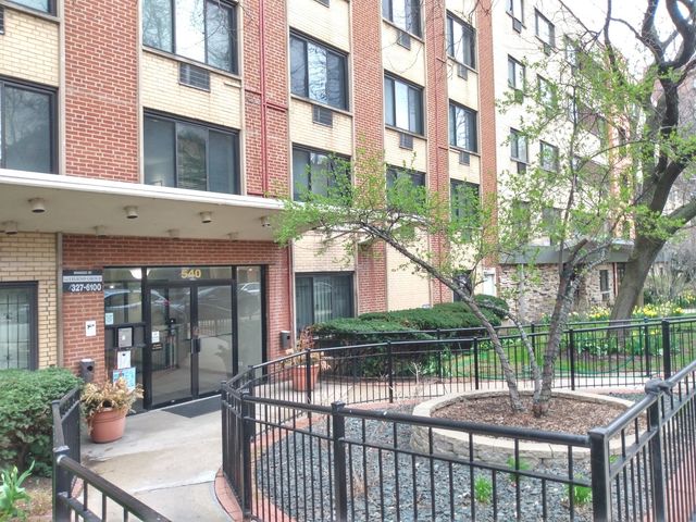 540 W Roscoe Street 486, Chicago, IL 60657