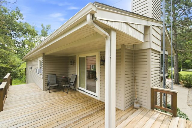 94482 Drive A, Lawton, MI 49065